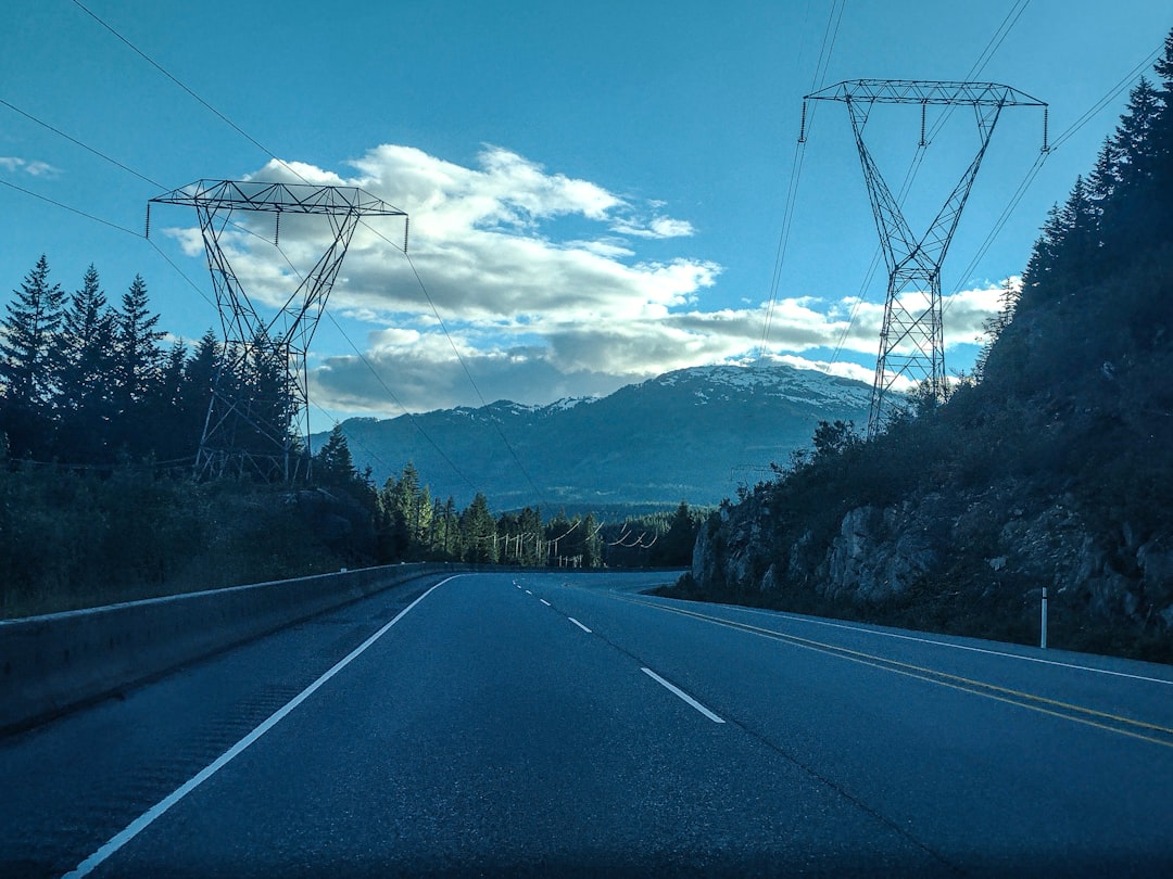 Beyond Charging: Why Amenities Matter at Highway EV Stations